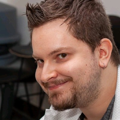 Memtronik - HEADSHOT - Samuel Gosselin