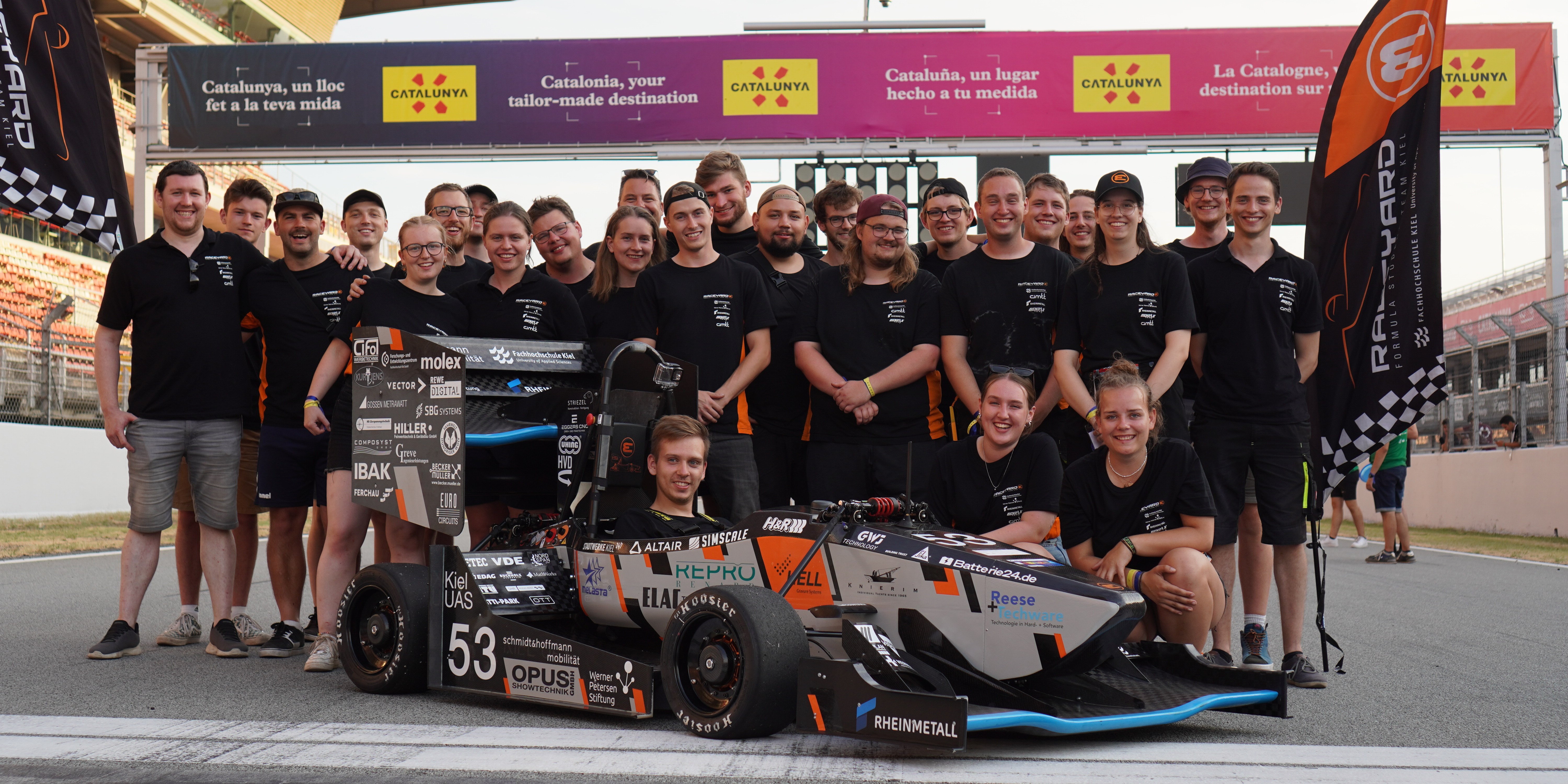 Raceyard E Team Photo