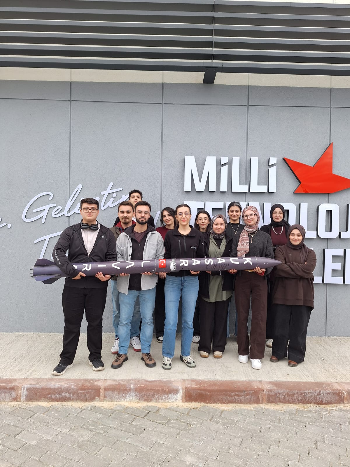 KL Rocket Team Photo